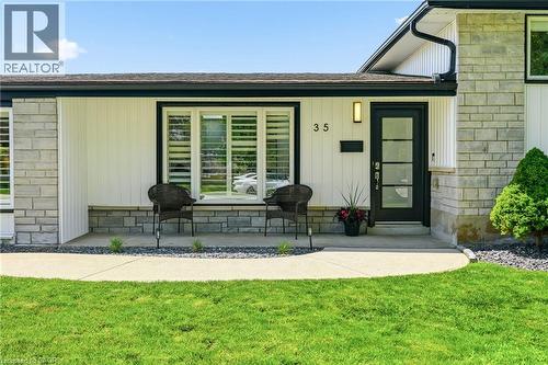 35 Emily Street, Grimsby, ON 