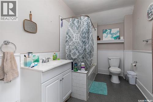 1059 Willow Avenue, Moose Jaw, SK 