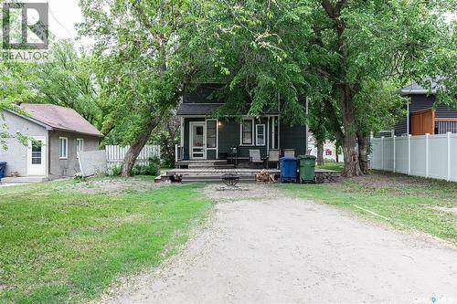 1059 Willow Avenue, Moose Jaw, SK 