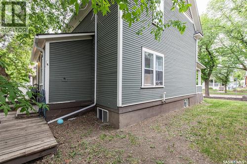 1059 Willow Avenue, Moose Jaw, SK 