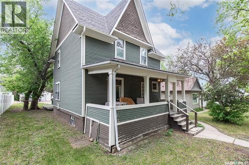1059 Willow Avenue, Moose Jaw, SK 