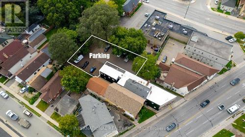 2B - 215 HAMILTON ROAD , London East, Ontario N5Z 1P9 5