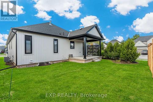 4242 Village Creek Drive, Fort Erie (Stevensville), ON 