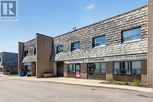 27&29 - 2100 Thurston Drive, Ottawa, ON 