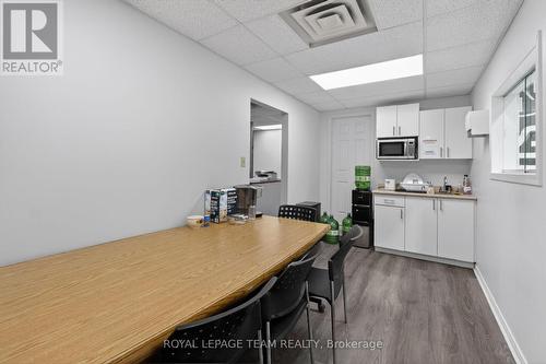 27&29 - 2100 Thurston Drive, Ottawa, ON 