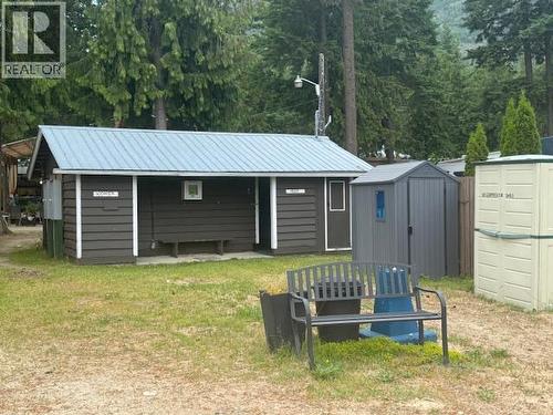 Public restrooms - 6592 Trans Canada Highway Unit# 73, Salmon Arm, BC 