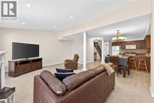 33 Willow Lane, Grimsby, ON 