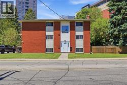 119 REGINA Street N  Waterloo, ON N2J 3B1
