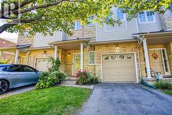 25 IVYBRIDGE Drive Unit# 2  Stoney Creek, ON L8E 0A5