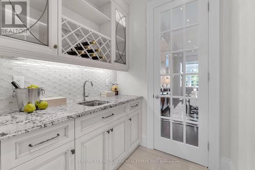 32 Hogan Court, King, ON 