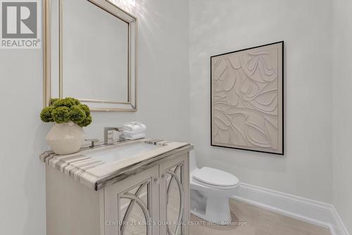 32 Hogan Court, King, ON 