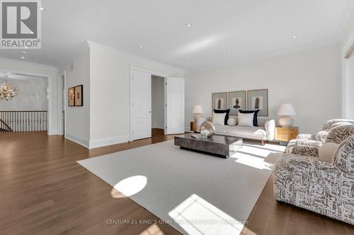 32 Hogan Court, King, ON 