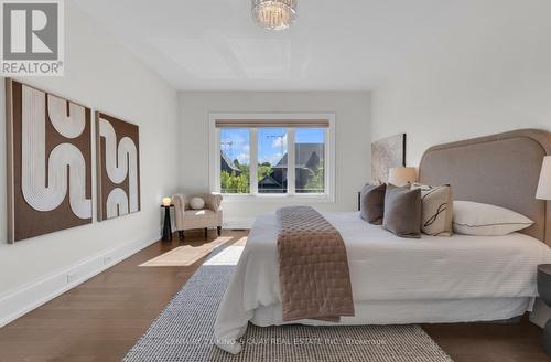 32 Hogan Court, King, ON 