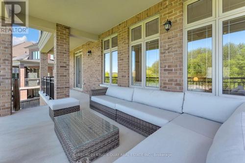 32 Hogan Court, King, ON 