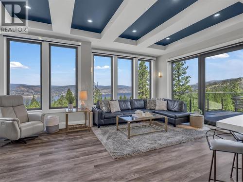 3060 Outlook Way, Naramata, BC 