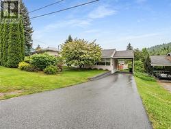 806 10th Street Castlegar, BC V1N 2H8