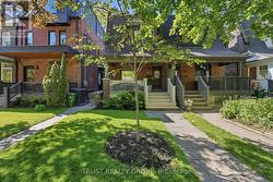 105 PEARSON AVENUE  Toronto, ON M6R 1G4