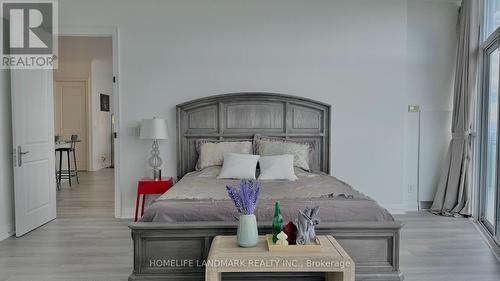 Ph 4 - 50 Absolute Avenue, Mississauga, ON 