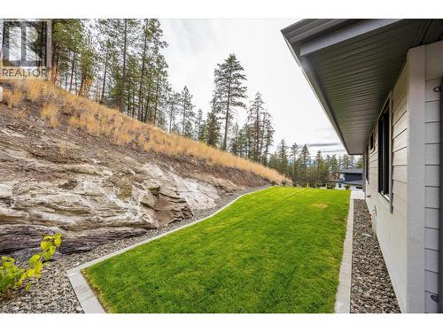1437 April Springs Court, Kelowna, BC - Outdoor