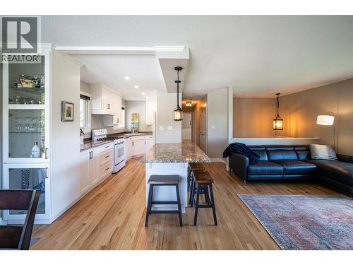 201 Mail Road, Kelowna, BC 