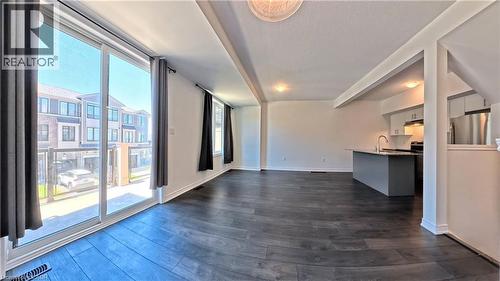 10 Birmingham Drive Unit# 129, Cambridge, ON - Indoor Photo Showing Other Room