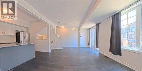 10 Birmingham Drive Unit# 129, Cambridge, ON - Indoor