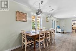 Dining area - 