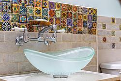 Stuning vessel sink - 