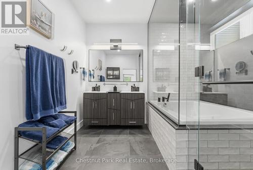 Primary Bathroom - 149 Lynx Drive, Kearney, ON 