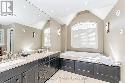 Sandfield 3 W3 - 3876 Muskoka Rd 118 Highway W, Muskoka Lakes (Medora), ON 