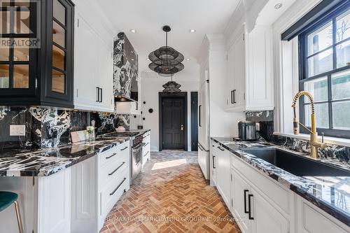 171 Old Forest Hill Road, Toronto, ON 