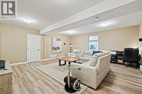 3949 Desert Pines Avenue, Peachland, BC 