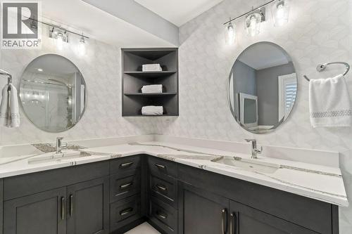 3949 Desert Pines Avenue, Peachland, BC 