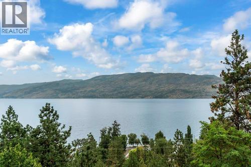 3949 Desert Pines Avenue, Peachland, BC 