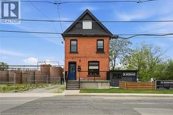 198 DUNDURN Street S Hamilton, ON L8P 4K3