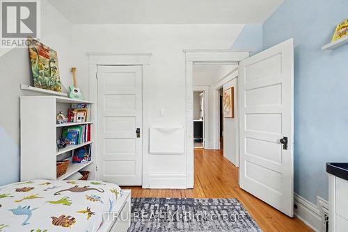 Bright third bedroom - 5 Grove Avenue, Ottawa, ON 