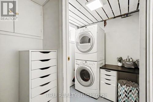 Laundry room - 5 Grove Avenue, Ottawa, ON 