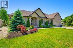 193 KING EDWARD Street Paris, ON N3L 4G4