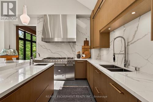 981 Mineral Springs Road, Hamilton, ON 