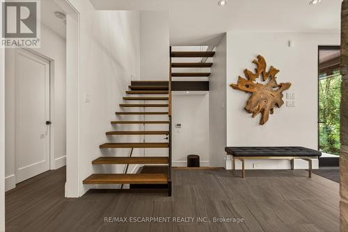 981 Mineral Springs Road, Hamilton, ON 