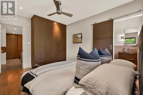 981 Mineral Springs Road, Hamilton, ON 