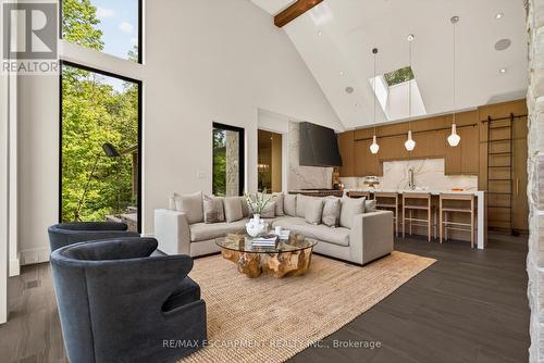 981 Mineral Springs Road, Hamilton, ON 