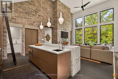 981 Mineral Springs Road, Hamilton, ON 