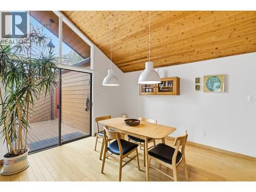 Dining Room with patio access - 324 Clifton Road N, Kelowna, BC 