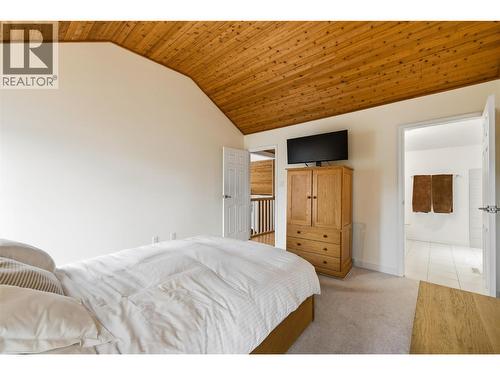 324 Clifton Road N, Kelowna, BC 