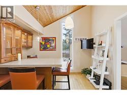 Breakfast Nook - 