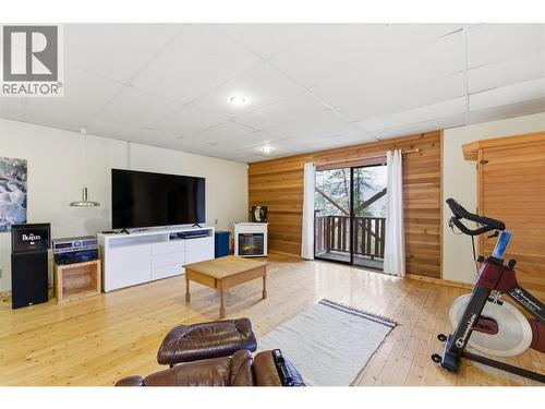 324 Clifton Road N, Kelowna, BC 