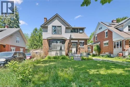 74 HOMEWOOD Avenue  Kitchener, ON N2M 1W9