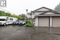 11 21541 MAYO PLACE Maple Ridge, BC V2X 2L1