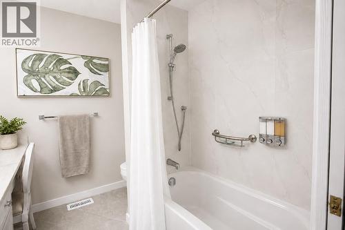 Tub and Shower Combo - 3400 Wilson Street Unit# 173, Penticton, BC 